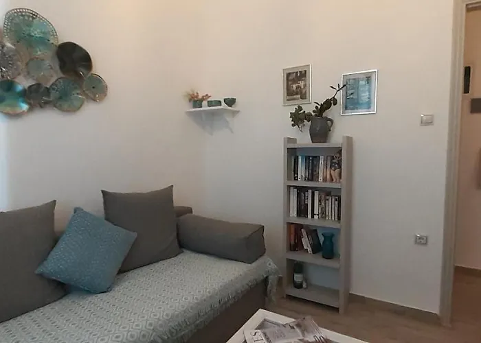 Hydra Apartment
